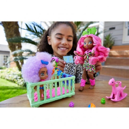 Lelle Mattel Cave Club Doll with accessories Wild Babysitfun GNL92